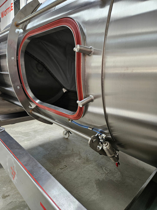 WOTTLE TPGN 4000 Weinpresse, AUSSTELLUNGSMASCHINE, BJ 2024