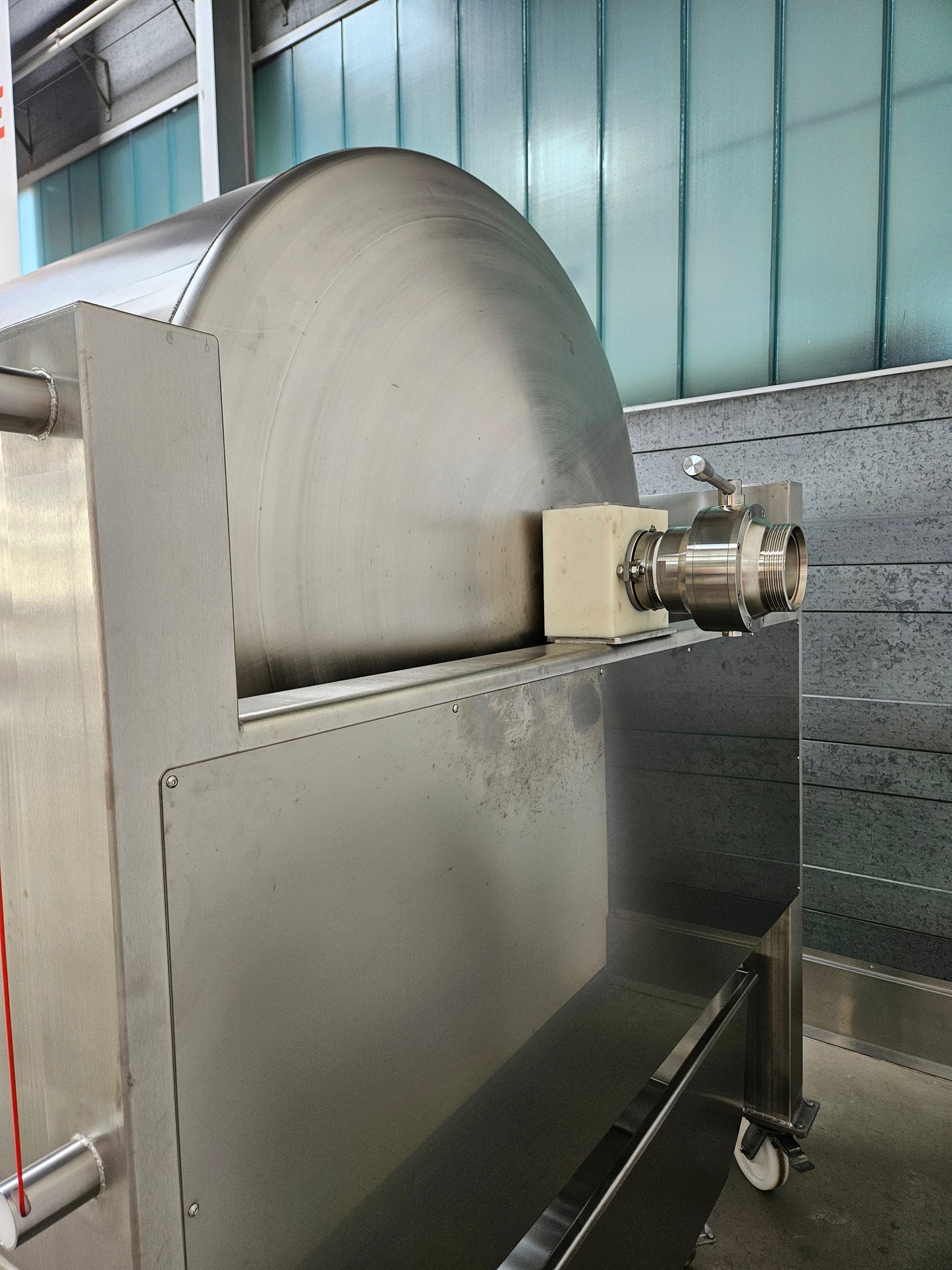 WOTTLE TPGN 4000 Weinpresse, AUSSTELLUNGSMASCHINE, BJ 2024