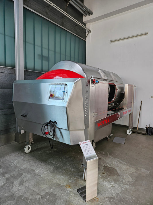 WOTTLE TPGN 4000 Weinpresse, AUSSTELLUNGSMASCHINE, BJ 2024